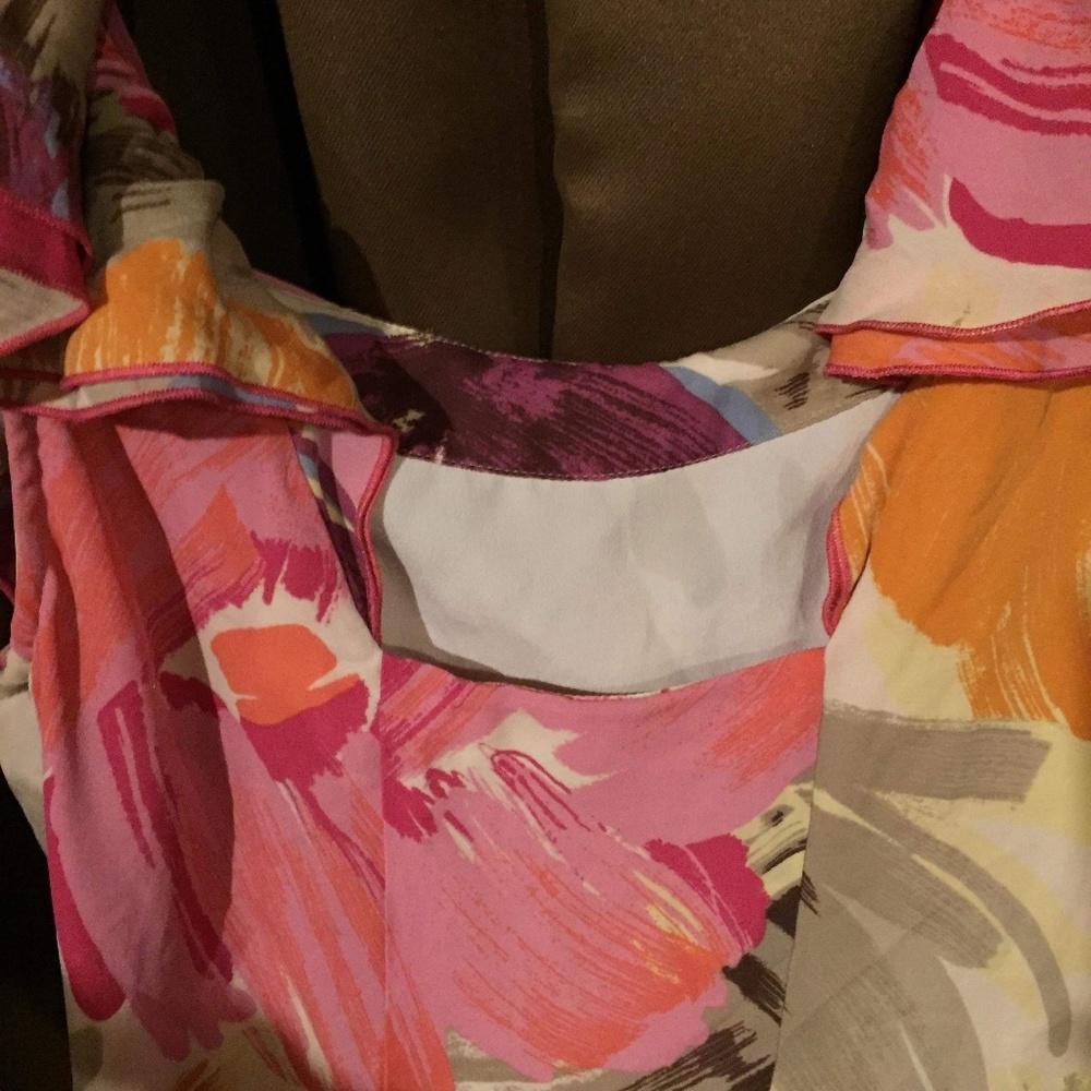 Dress - Picture 4 of 4